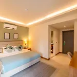 Moyo Luxury & בודרום