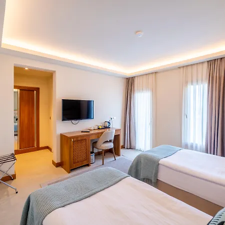 Otel Moyo Luxury &