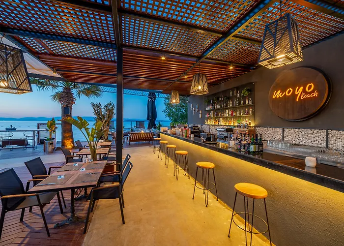 Hotel Moyo Luxury & 3*